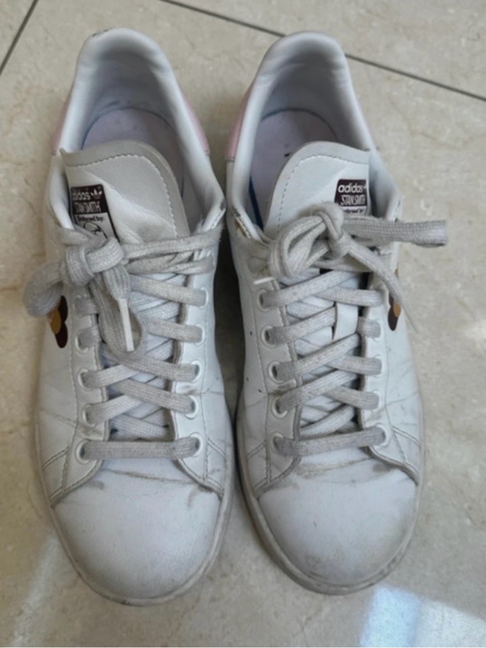 adidas White Low-Top Sneakers with Pink Heel Detail
